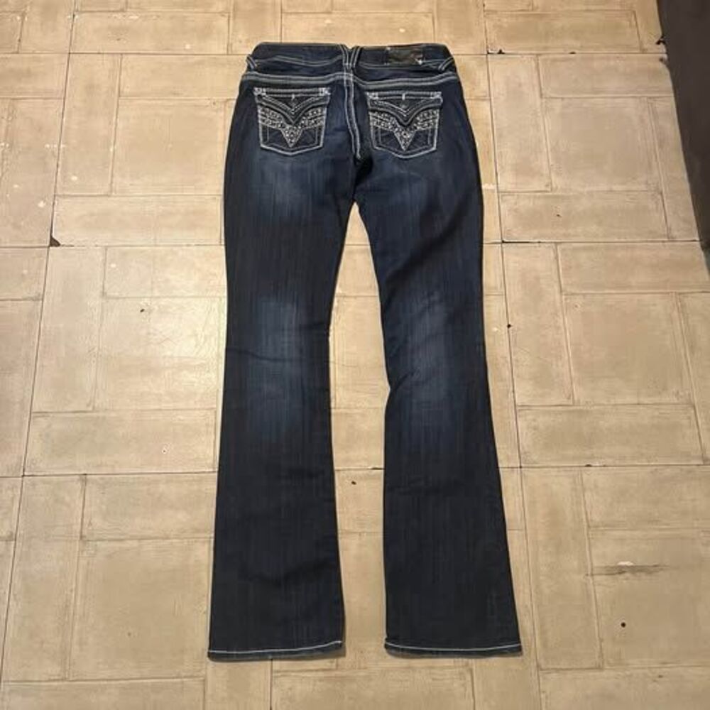 Women’s Vigoss Y2K bootcut jeans with back pocket design size 5 (30x34)